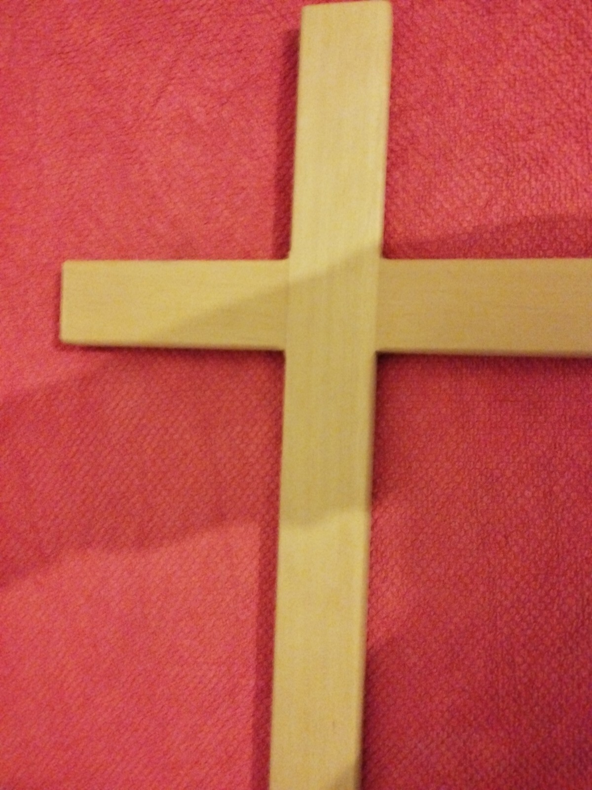 Holzkreuz zum Aufhängen 43cm x 31 cm