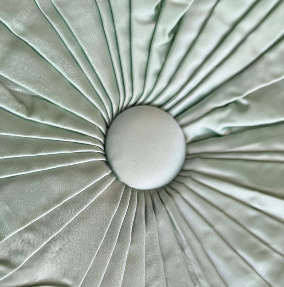 Vintage Mint Green Silk Pillow With Unusual Braiding  ZZ413 - Image 4 of 4