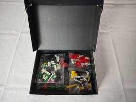 NEW Open box LEGO Architecture Chicago Skylines 21033 Complete Set Sealed Bags