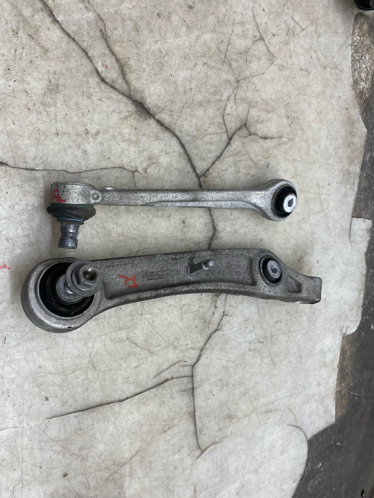 2015-2020 BENTLEY BENTAYGA LH FRONT LEFT UPPER & LOWER CONTROL ARM SET x5 *109K*