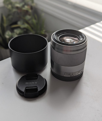 Sony SEL 50 mm F/1.8 E OSS Lens SEL50F18 - Silver + Hood + Cap FREE SHIPPING