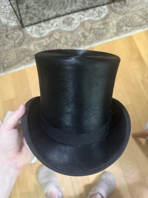 Antique Silk Top Hat, Very Good Condition, Elegant Shape, 7 2/8, 58/59cm - Image 1 of 4