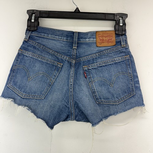 Levi’s 501 size 25 Women’s Blue Distressed Denim Raw Hem Cutoff Jean Shorts - Picture 4 of 7