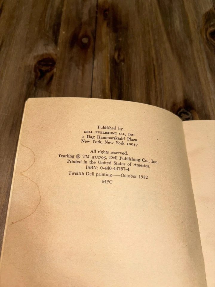 A Little Princess By Frances Hodgson Burnett 1982 Paperback - Image 3 of 4