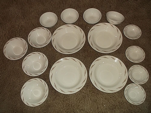 Lot 16 Homer Laughlin Restaurant Ware Tan Leaves on Beige Bowls Soup Cereal