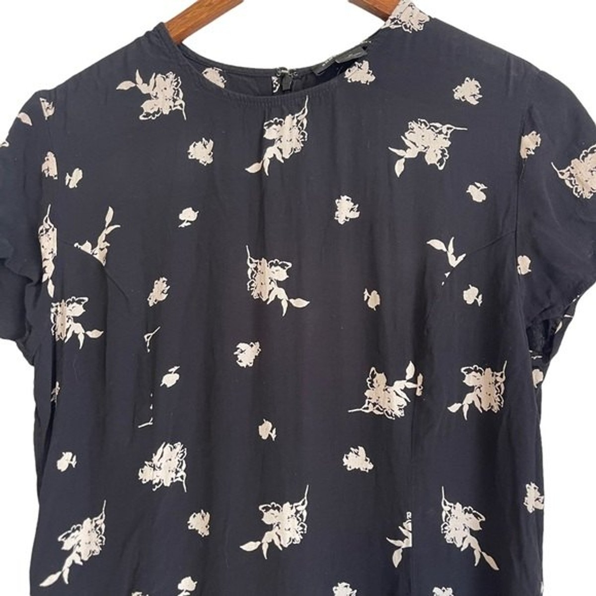 Something Navy floral print mini dress View 6