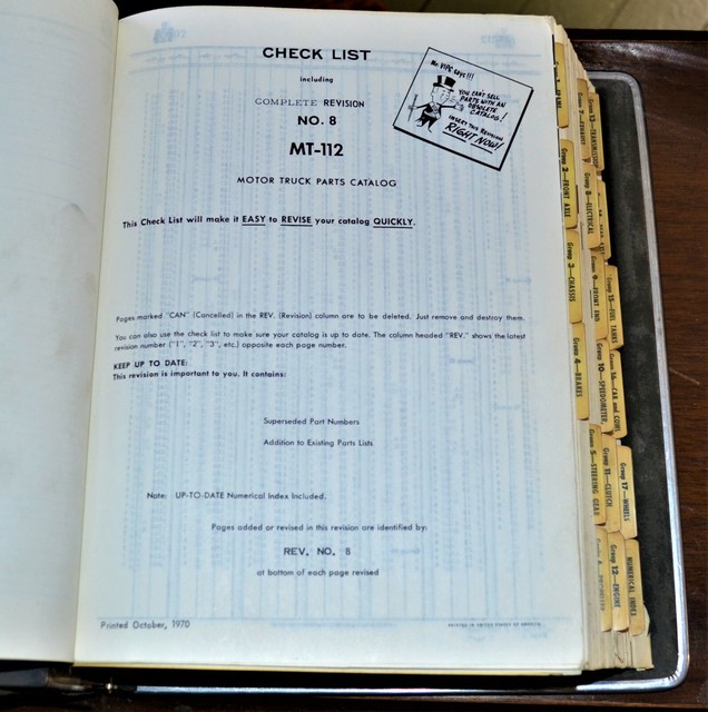 VTG 1970 International Harvester Parts Catalog Shop Reference MT122