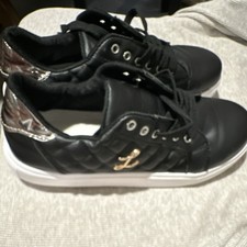 G by GUESS Quilted Black Sneakers with Metallic Accents and Logo Lace Up Low Top