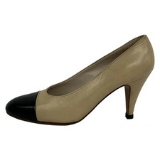 CHANEL - Beige Black Lambskin Women's Pumps