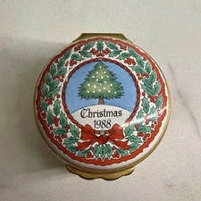1988 Halcyon Days Enamel Trinket Box Christmas Joy, & Happiness w/ Holly & Bows