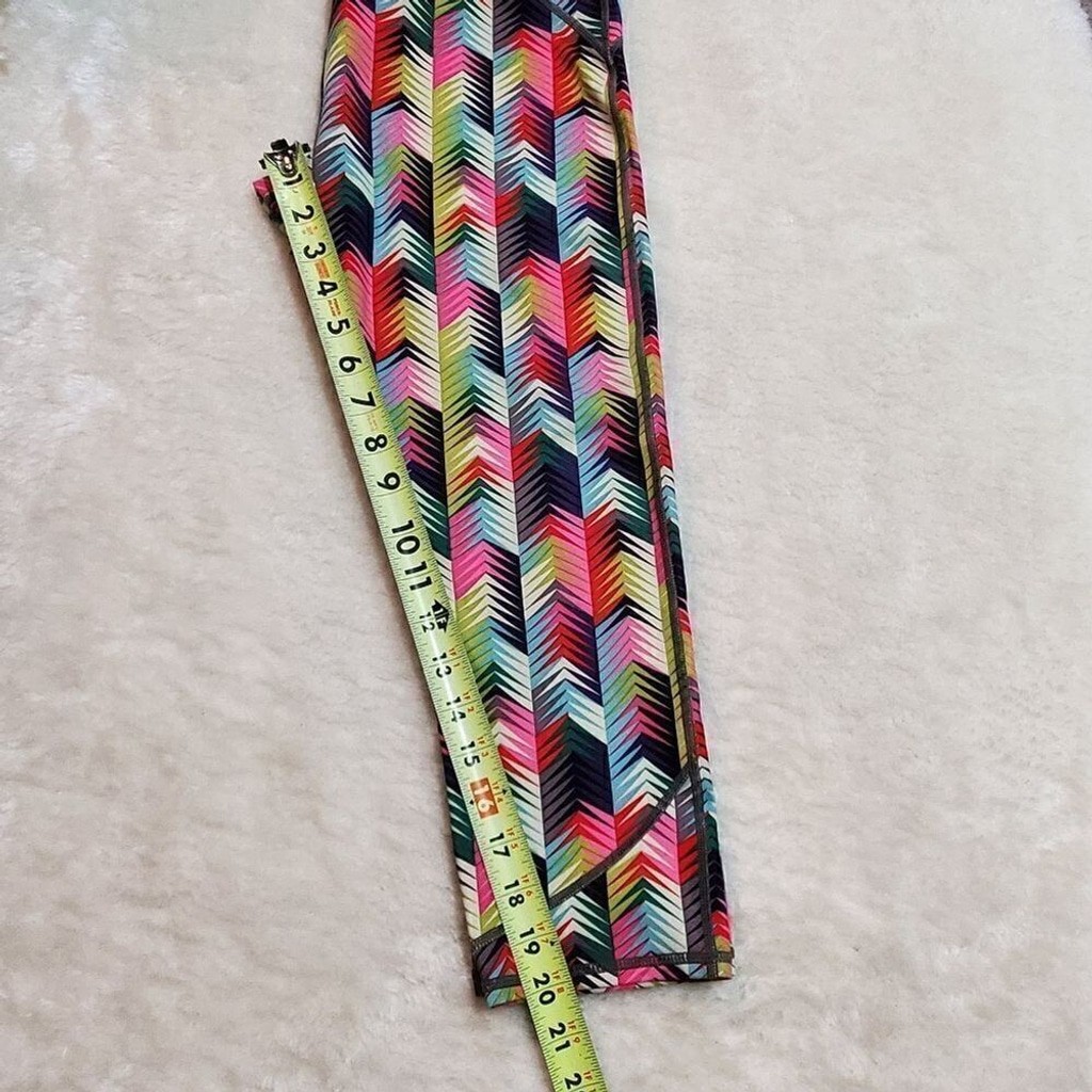 Fabletics Lima Capri Max-Compression Colorful Leg… - image 10