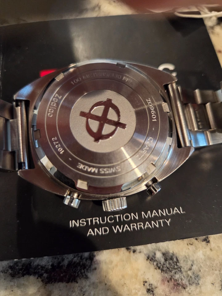 Reloj suizo 45 mm Zodiac Grandrally ZO9601 cronógrafo esfera panda Foto 4 de 4