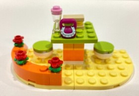 LEGO FRIENDS: Heartlake Juice Bar (41035) Complete Set