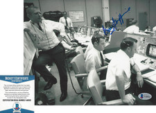 GERALD GRIFFIN NASA APOLLO 13 FLIGHT DIRECTOR SIGNED 8x10 PHOTO B BECKETT COA