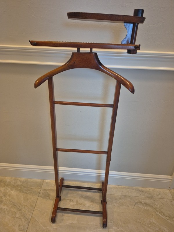 1950s Gentleman's Collapsible Wood Travel Valet Stand, Made in Italy