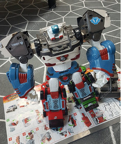 TOBOT DELTATRON X Z D Triple Combine Transforming Robot Kia 3-Cars 2025
