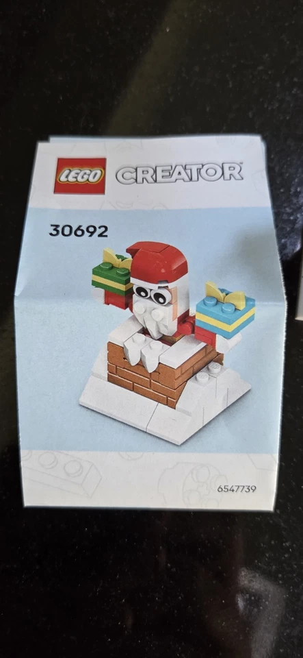 LEGO 30692 Christmas Chimney Fun with Santa, photo 3 of 3