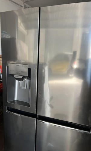 LG FRIGORIFERO AMERICANO DOPPIA ANTA CON EROGATORE ACQUA E FILTRAZIONE - Foto 2 di 5