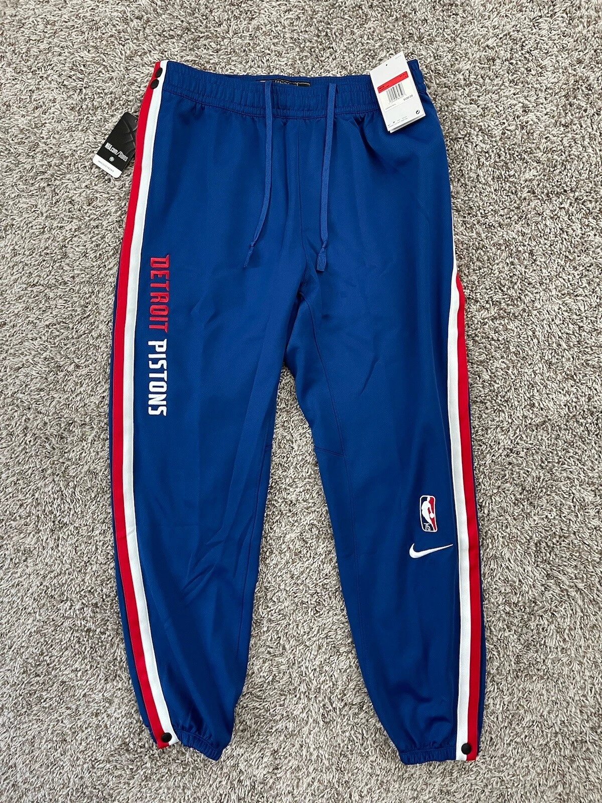 $100 Nike Detroit Pistons NBA Authentics City Edition Pants Men's Sz L DA807-495
Opens in a new wind