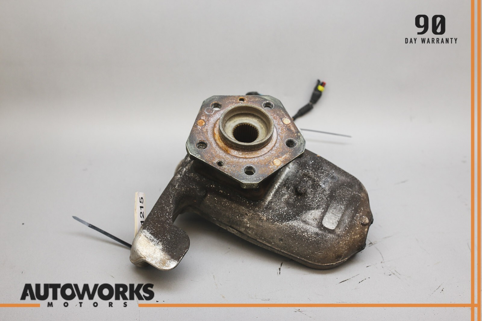 03-08 Maserati Quattroporte M139 Front Left Spindle Knuckle Carrier w/ Hub OEM
