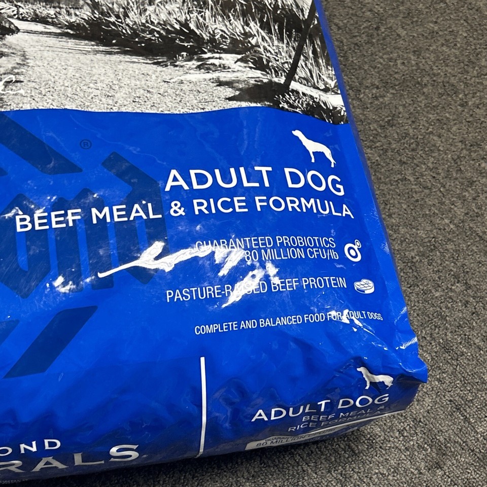 Diamond Naturals Adult Formula Beef and Rice Probiotics Dry Dog Food 40