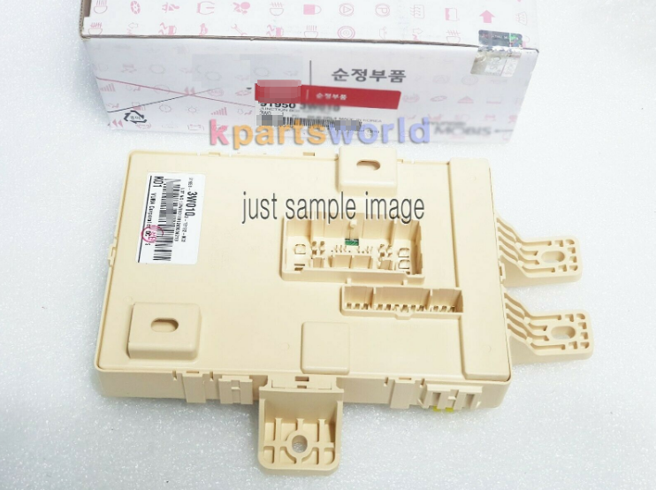 #7141413 1/2 セレクト 12箱 GENUINE JUNCTION BOX ASSY-I/PNL 919504H021 FOR GRAND STAREX