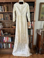 Vintage Ivory Jacquard Wedding Dress Long Sleeve Train Cape very small