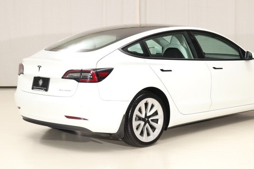 2022 Tesla Model 3 AWD Long Range - Picture 14 of 40