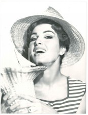1960 ca ROMA - CINEMA Silvana PAMPANINI con cesto di vimini - Foto 18x24 cm