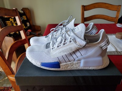 nmd_r1 v2 shoe