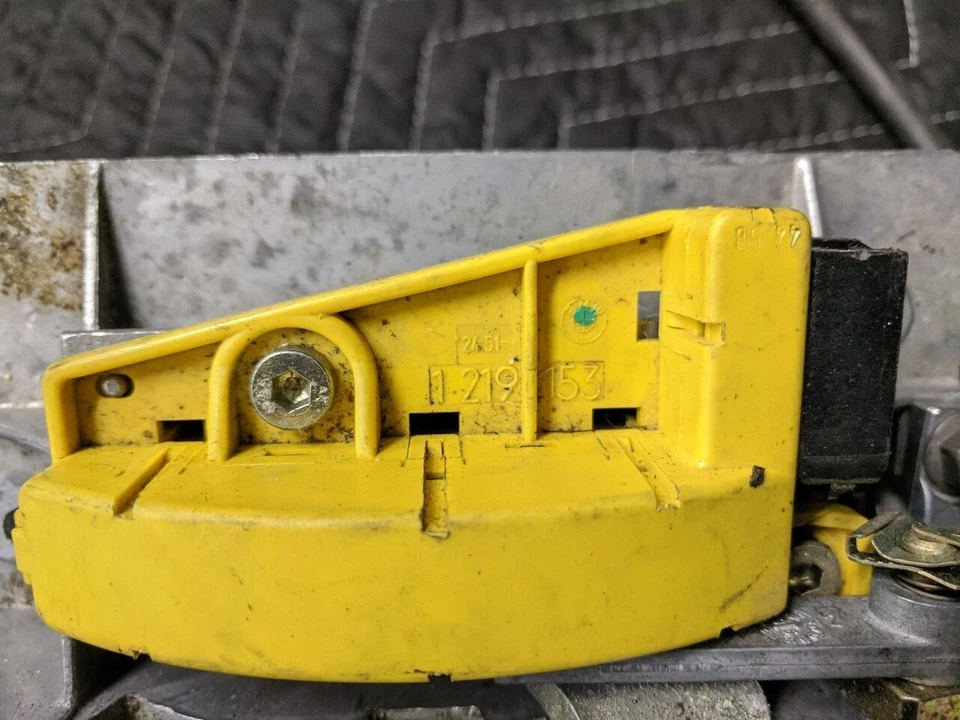 Seletor de câmbio de transmissão automática BMW E36 3-Series 25161422821 - Imagem 2 de 4