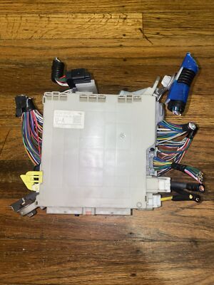 2011 Lexus LS460 Front Driver Left Dash Fuse Box - 82730-50720 