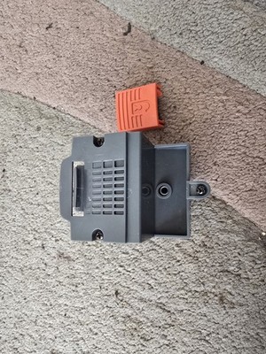 VAX RAPIDE ULTRA Teppichreiniger W90-RU-B Teilreinigung Wassertank Halter Montage
