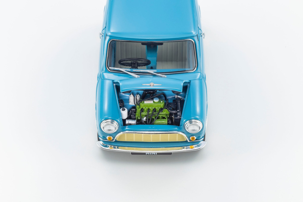 Kyosho Original 1/18 Scale Die-cast Model 1959 Morris Mini Kyosho Original 1/18 Scale Die-cast Model 1959 Morris Mini