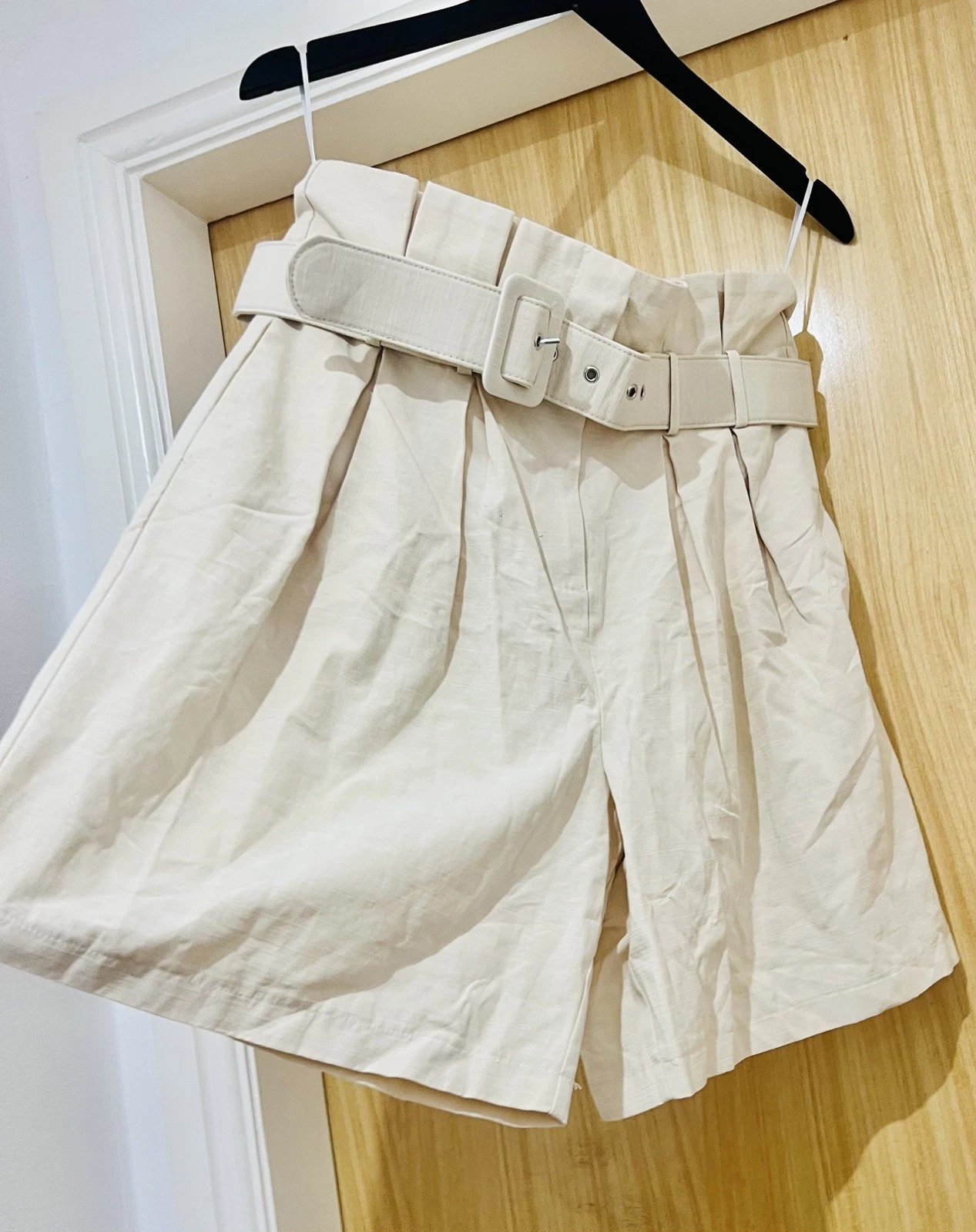 NWT Object Belted High Waist Linen Blend Shorts in light beige size 42 uk14