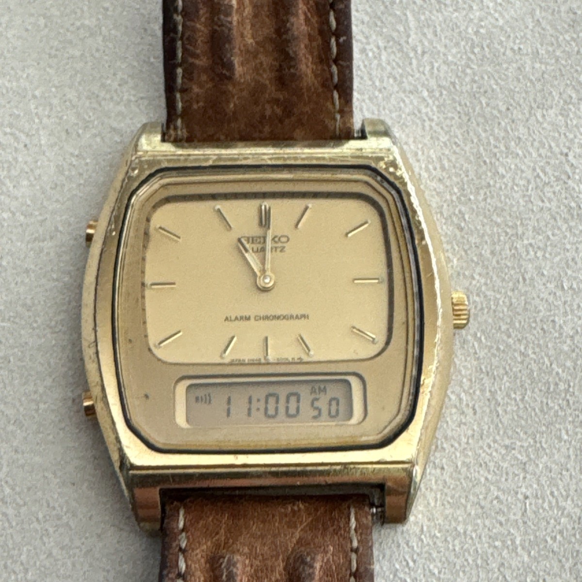 Vintage Seiko H448-5009 Analog Digital Alarm Chronograph Watch