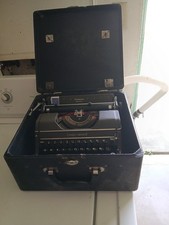 VTG 1936 Underwood Champion Portable Manual Typewriter W/Original Case USA Made thumbnail