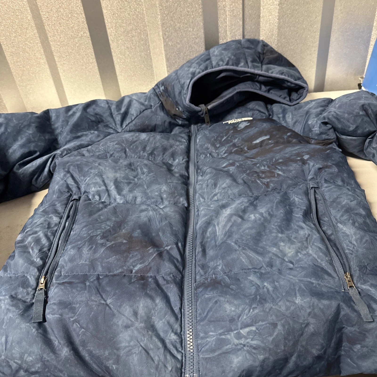 North Face Boy's XLarge (16) Blue Print Solid Reversible 600 Down Hooded Jacket