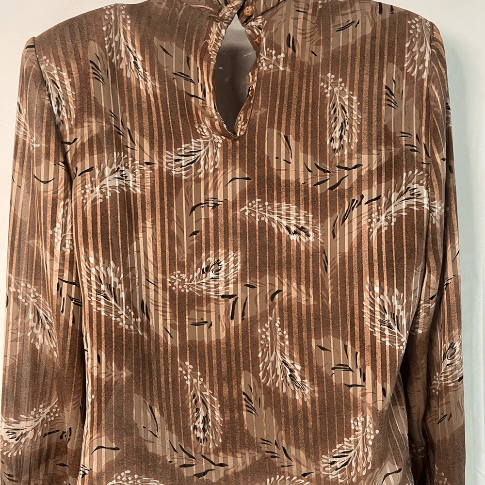 Vintage Brown Patterned Blouse - image 6