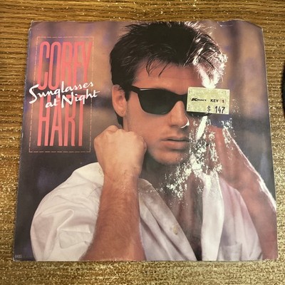 RECORD VINYL 45 COREY HART  SUNGLASSES AT NIGHT  1983 N/M