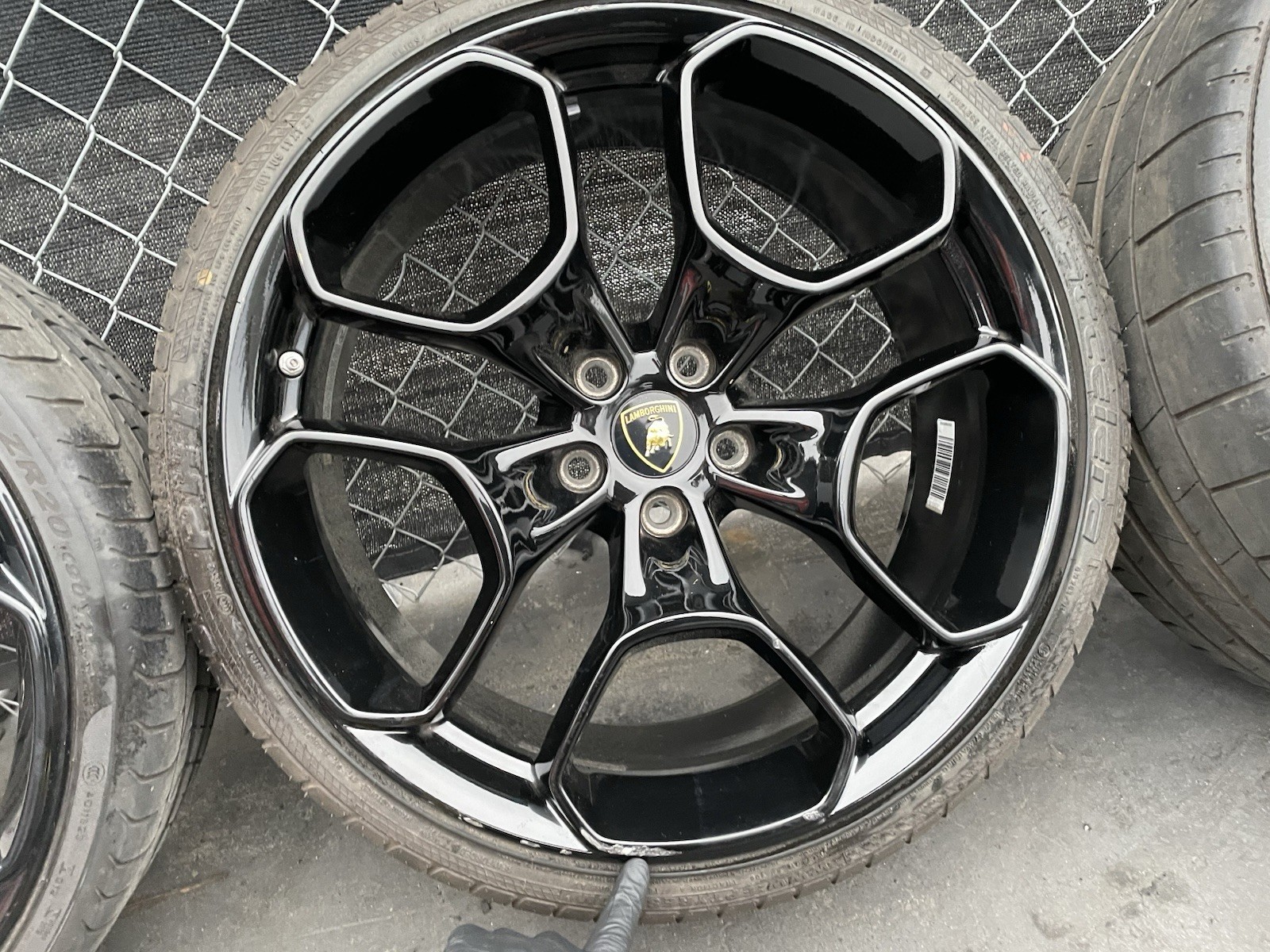 OEM 20" LAMBORGHINI HURACAN BLACK WHEELS & TIRES OEM USED Lp610 Lp580