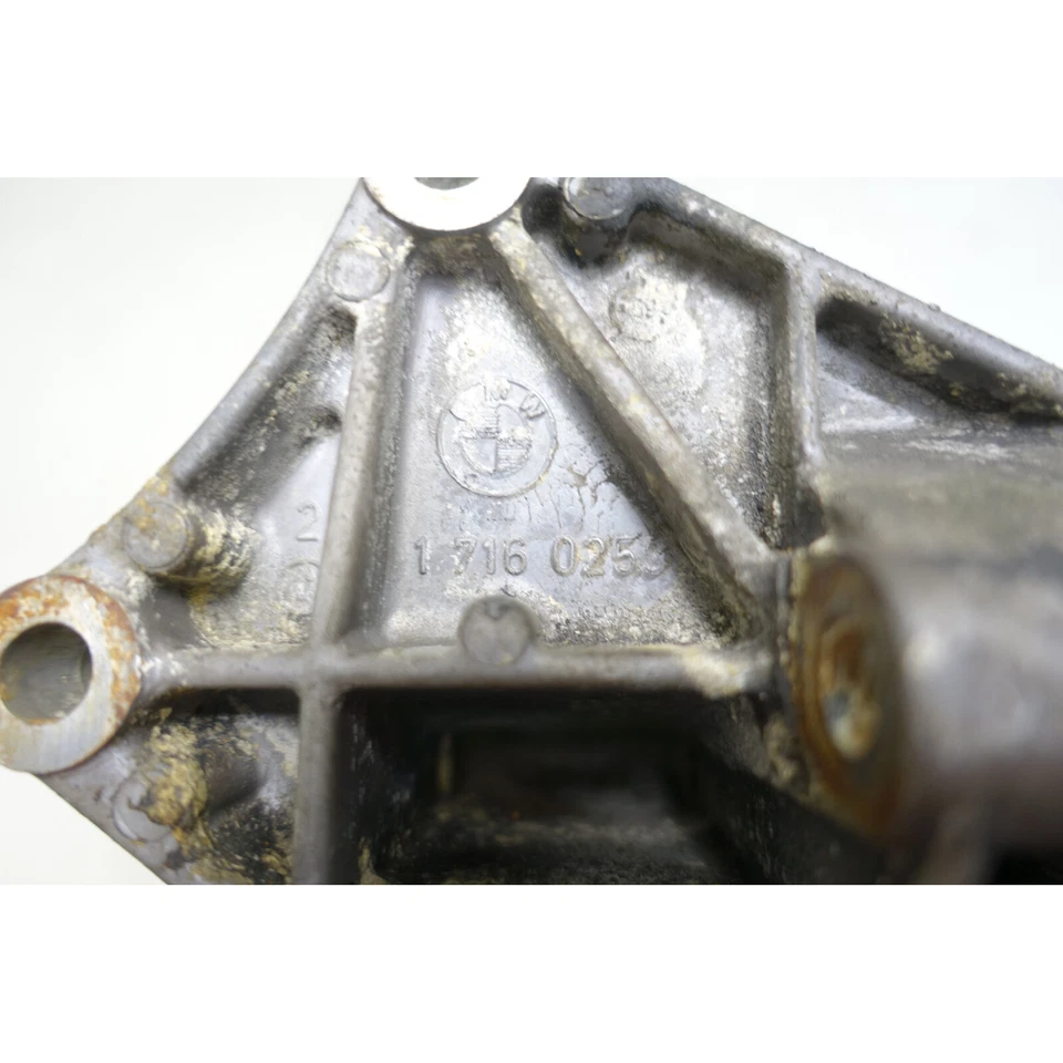 BMW E34 525i M20 1989-1990 6 cilindros alternador dirección asistida soporte de montaje OEM Foto 3 de 3