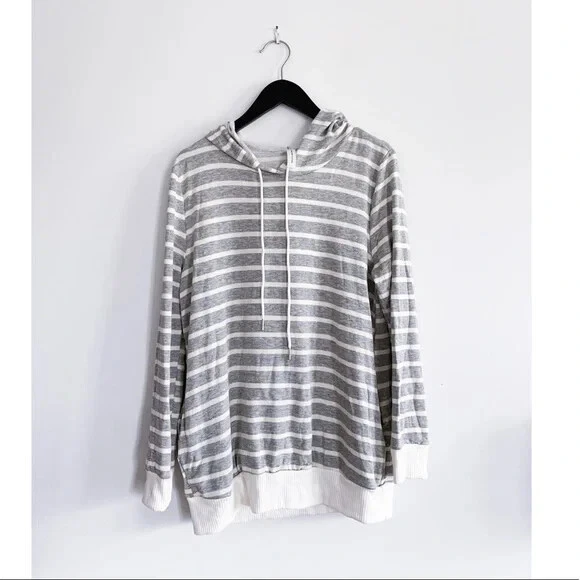 Grey / White Striped Hoodie Women's Fleece Sweatshirt Pockets Comfy NEW medium