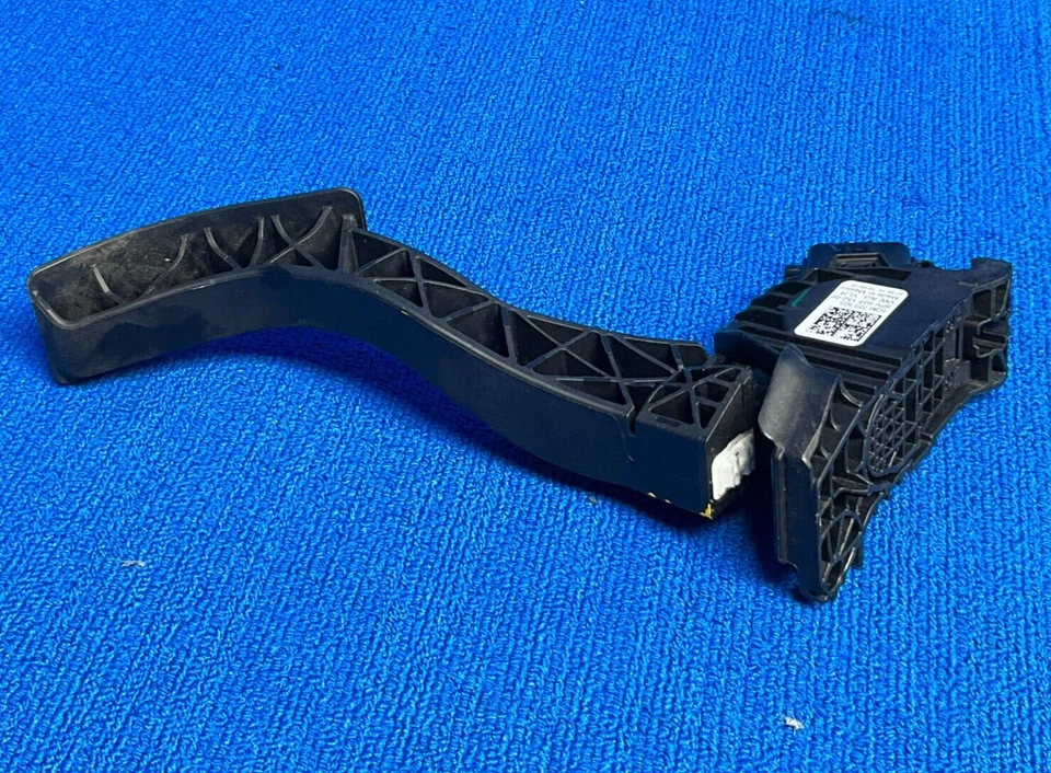 Volkswagen Jetta 2019-2021 1,4 L acelerador de gasolina acelerador pedal sensor de viaje OEM Foto 3 de 4