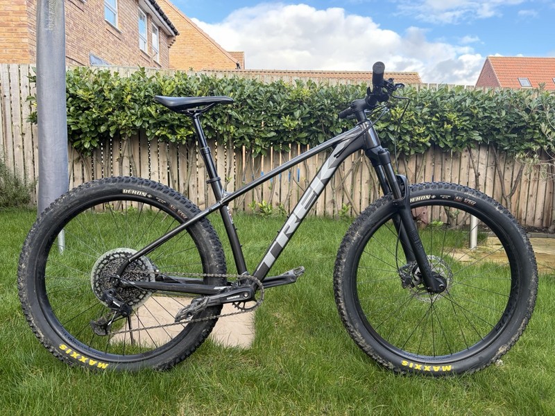 Trek Roscoe 7 Mountain Bike 2021 Size Medium