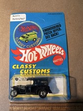 Hot Wheels Classy Customs 3 Paddy Wagon 6966 Hong Kong 1977 Sealed on Card MOC