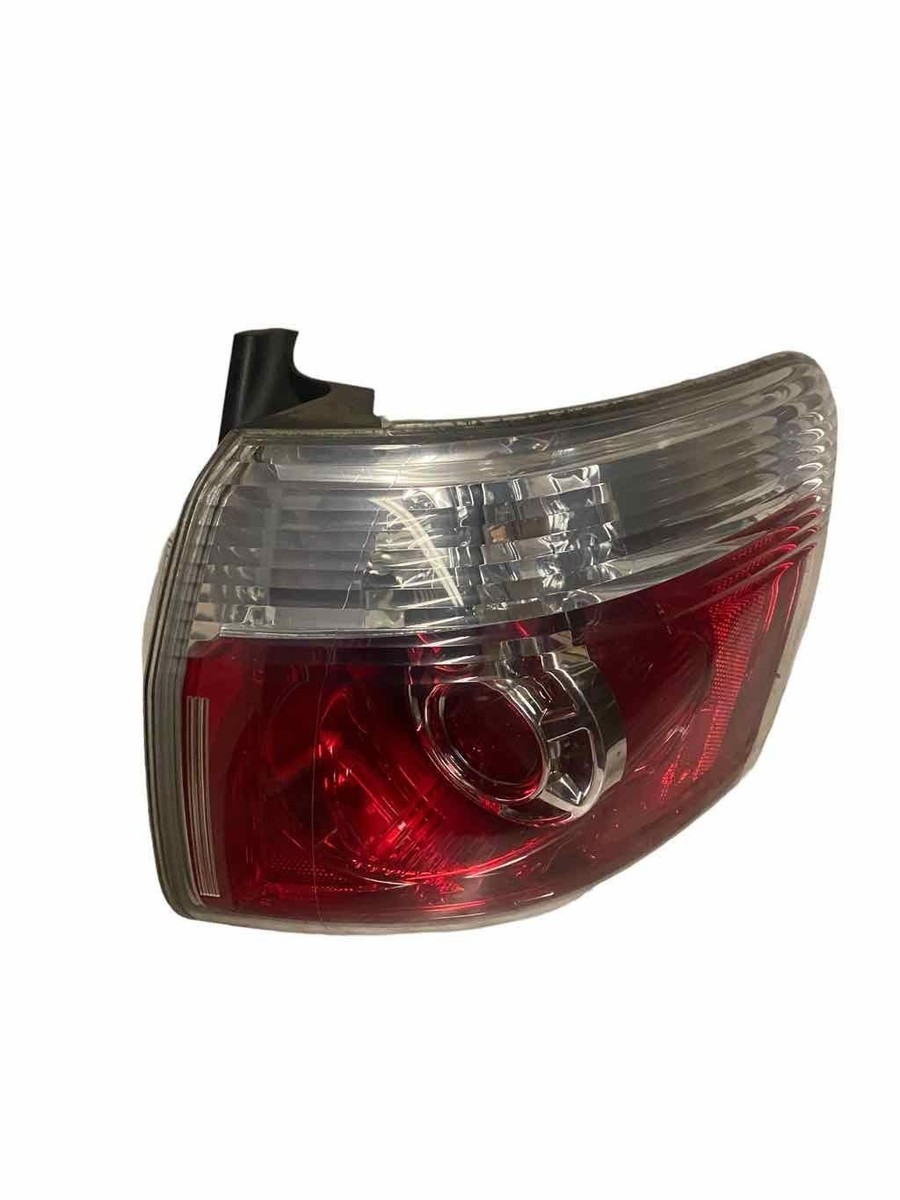 07 08 09 10 11 12 GMC ACADIA Tail Light Lamp Assembly Right