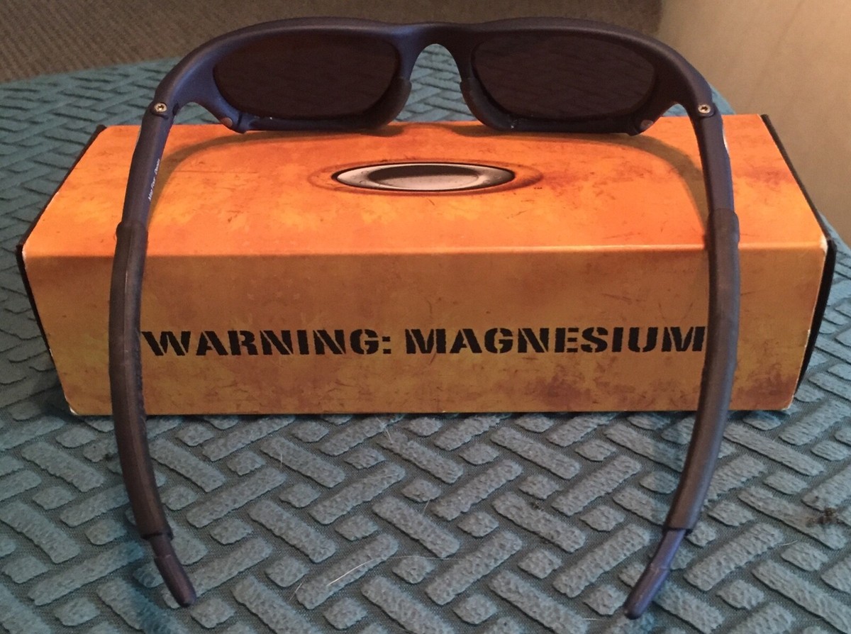 RARE vintage OAKLEY MAG 4 FOUR DENIM sunglasses MAGNESIUM with