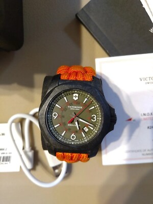 VICTORINOX World Limited 1200 I.N.O.X. Carbon Limited