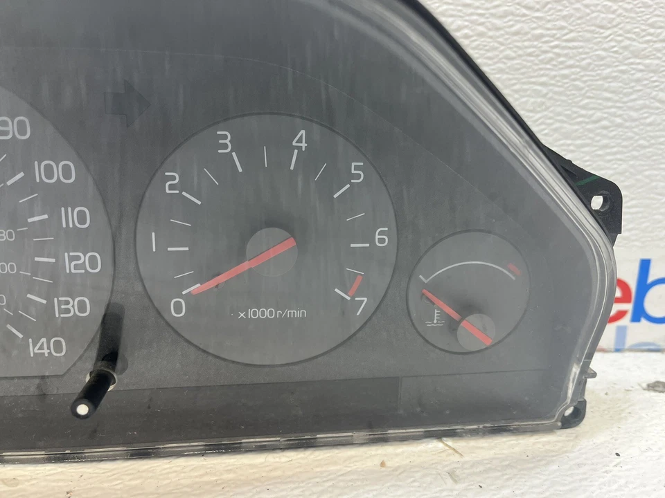 Volvo 960 1995-1997 velocímetro panel medidor tacómetro 193.328 millas fabricante de equipos originales Foto 4 de 4